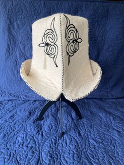 Authentic Kyrgyz Kalpak - Traditional Men's Felt Hat