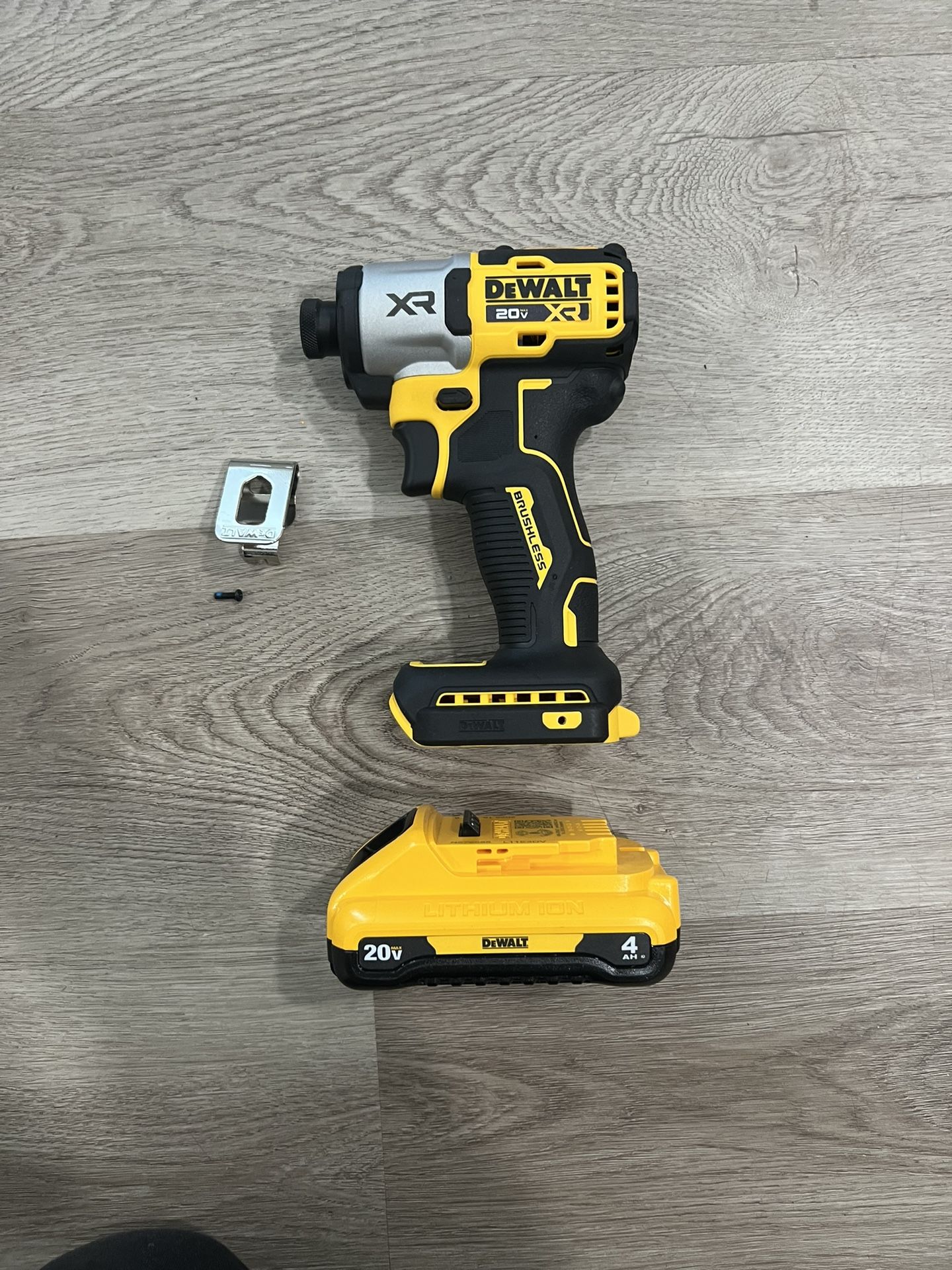 Dewalt XR 1/4” Impact Driver