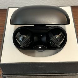 Bose Quiet Comfort Noise Cancelling Earbuds - Open Box (Like New) 