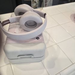 Beats Solo4 Pink Edition 