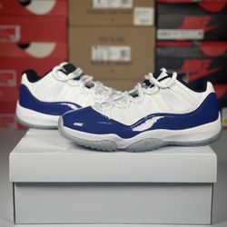 Size 7W - Jordan 11 Retro Low 'White Concord' Wmns