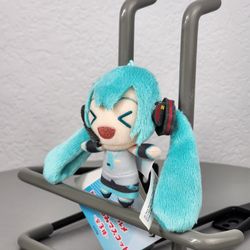 3" Hatsune Miku >o< Singing Keychain Charm Plush