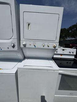 Washer And Dryer Stacked 
