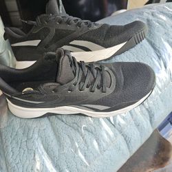 Men's Reebok Shoes Size 10.5