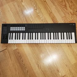 Novation Launchkey 61 MK3 Keyboard Controller for Ableton and more