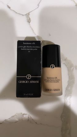 Giorgio Armani Luminous Silk Foundation