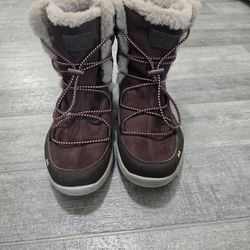 Womens 8.5W RYKA Aubonne Faux Fur Ankle Lace Up Boots