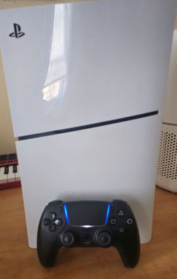 PS5 Slim Disc Edition