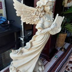 Statue