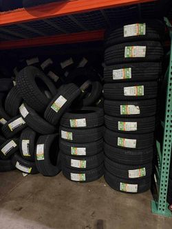 195/65/15 Set Of Tires 