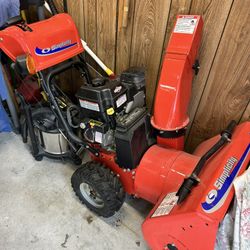 Simplicity Dual Stage Snowblower 