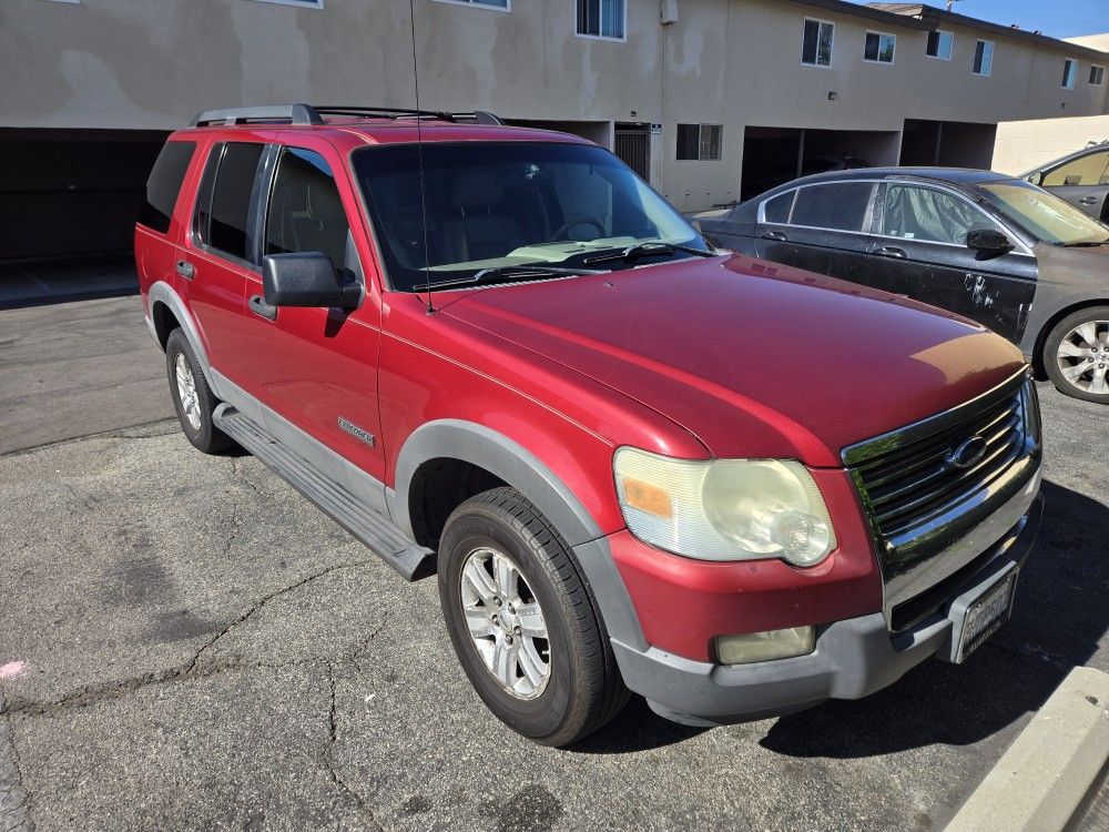 2006 Ford Explorer