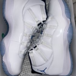 Air Jordan 11 Retro Legend Blue (2024) Size 11M 