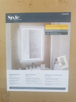 LED LIGHTED MIRROR TOUCHSCREEN