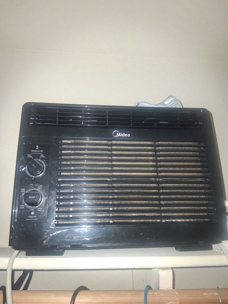 Air Conditioner