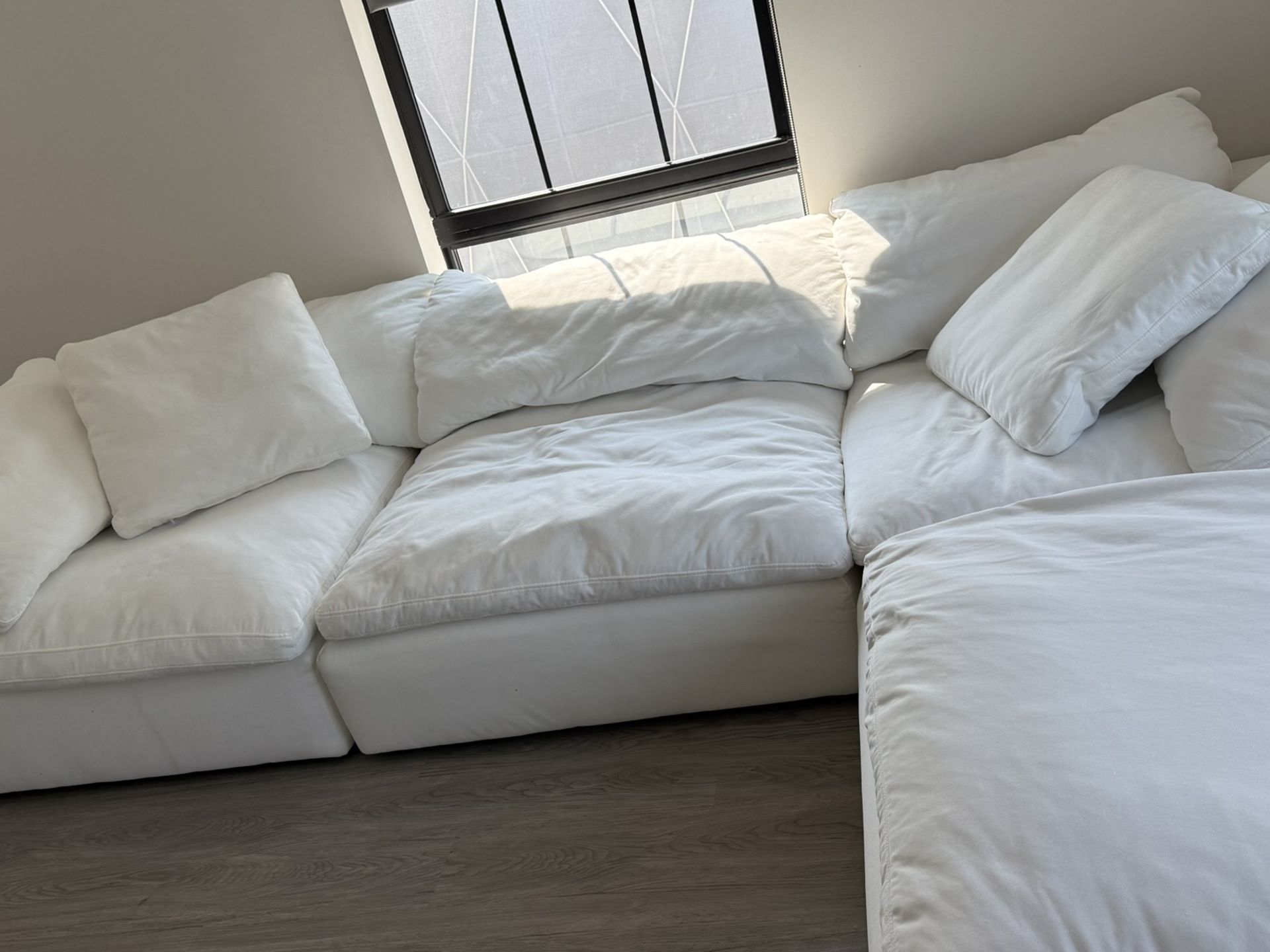 Cloud dupe Sectional Sofa