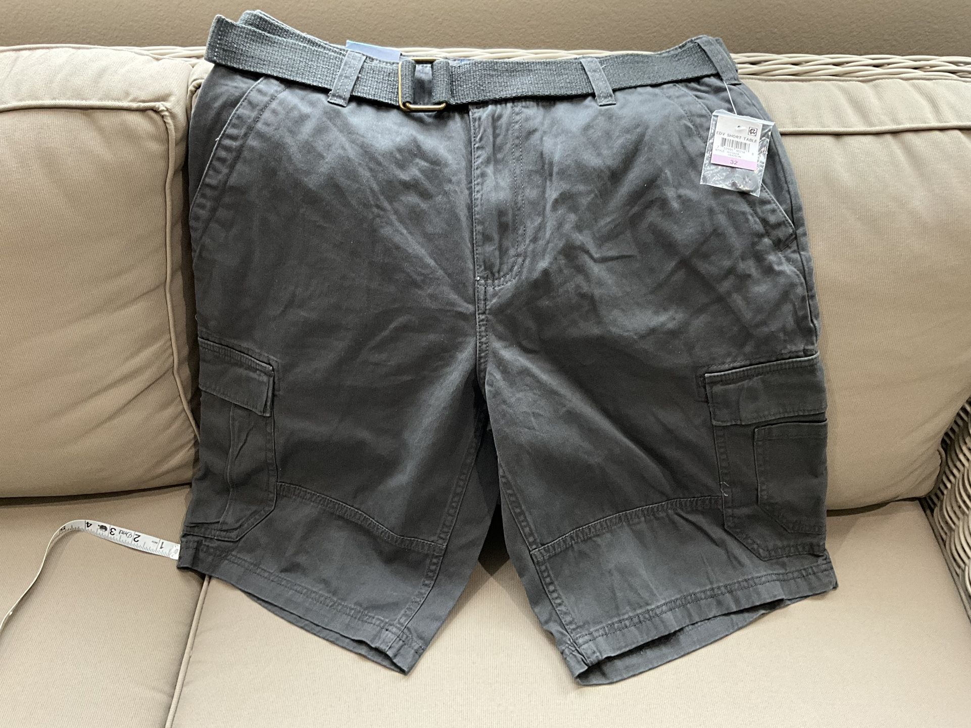 American Rags Men’s Shorts Size 32 
