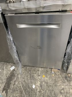 Bosch dishwasher in stainless steel new open box