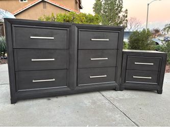 Gray Solid Wood Modern Dresser Chest of Drawers and Nightstand Furniture Set Great Condition