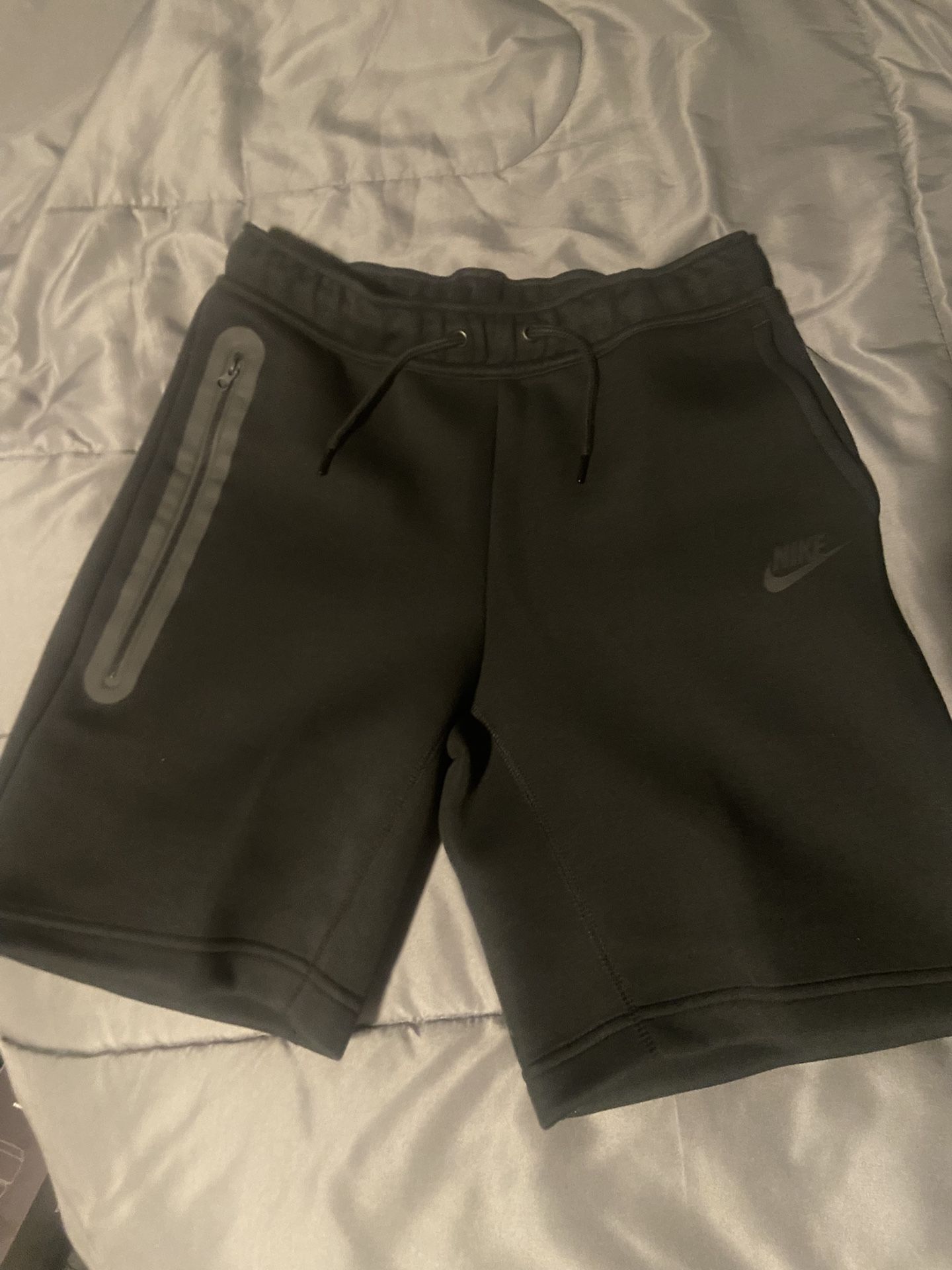Nike tech fleece shorts