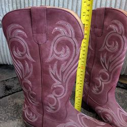 Women's Shoes/Boots