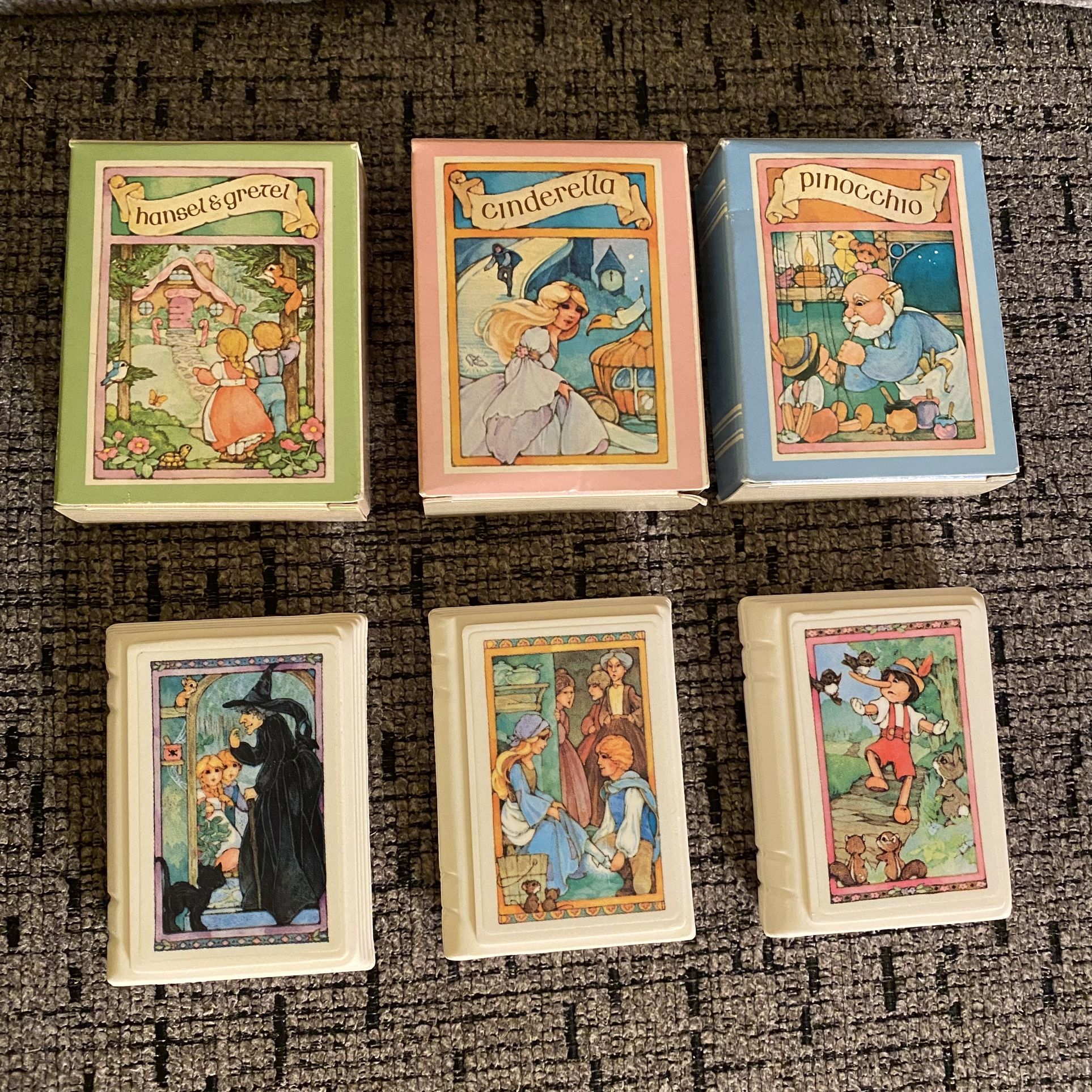 Set of 3 Vintage AVON Storybook Soaps Hansel/Gretel Pinocchio Cinderella 2 OZ.