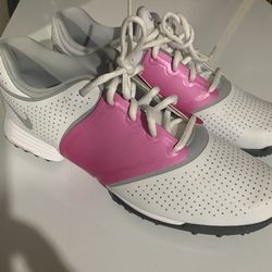 Nike Golf Shoes  Size 7