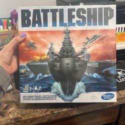 NEW IN BOX- Battleship Board Game