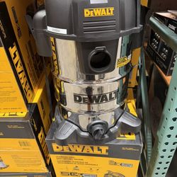 Dewalt Vacuum 