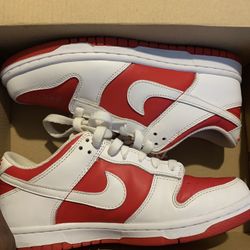 NIKE DUNK LOW