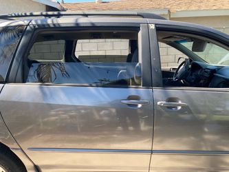 2004 Toyota Sienna