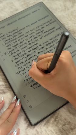remarkable 2 paper pro tablet