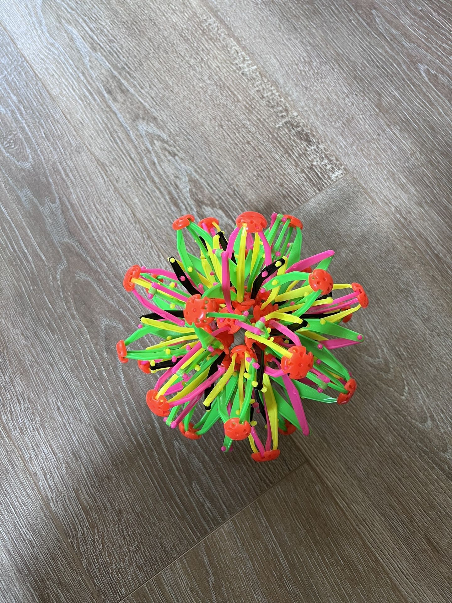 Magic Stretchy Ball 1pc