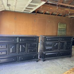 Dresser - barber used