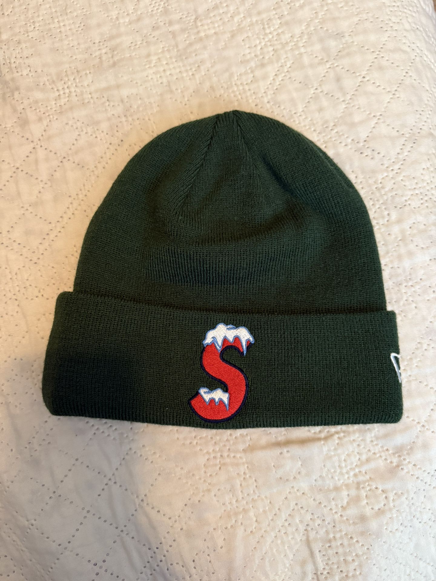 Supreme New Era S Logo Beanie