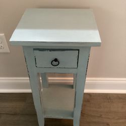 SIDE  TABLE