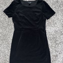Forever 21 Black Dress
