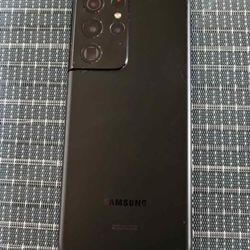 Vendo ‼️

Samsung Galaxy S21 Ultra 5G 
128gb 12gb ram
Desbloqueado
