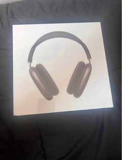 AirPod Maxes New