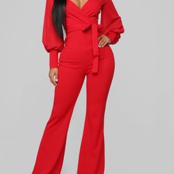 Red Jumpsuits fashion Nova Apparel- Never Been Worn And Still Has Tags
