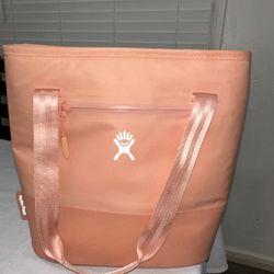 Medium Hydro Flask Cooler Tote 