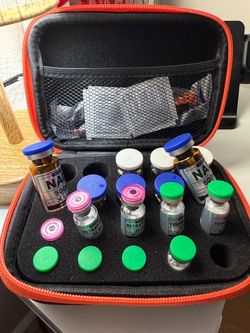 Peptides case
