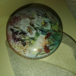 Collectible Music Box. Douse Not Play