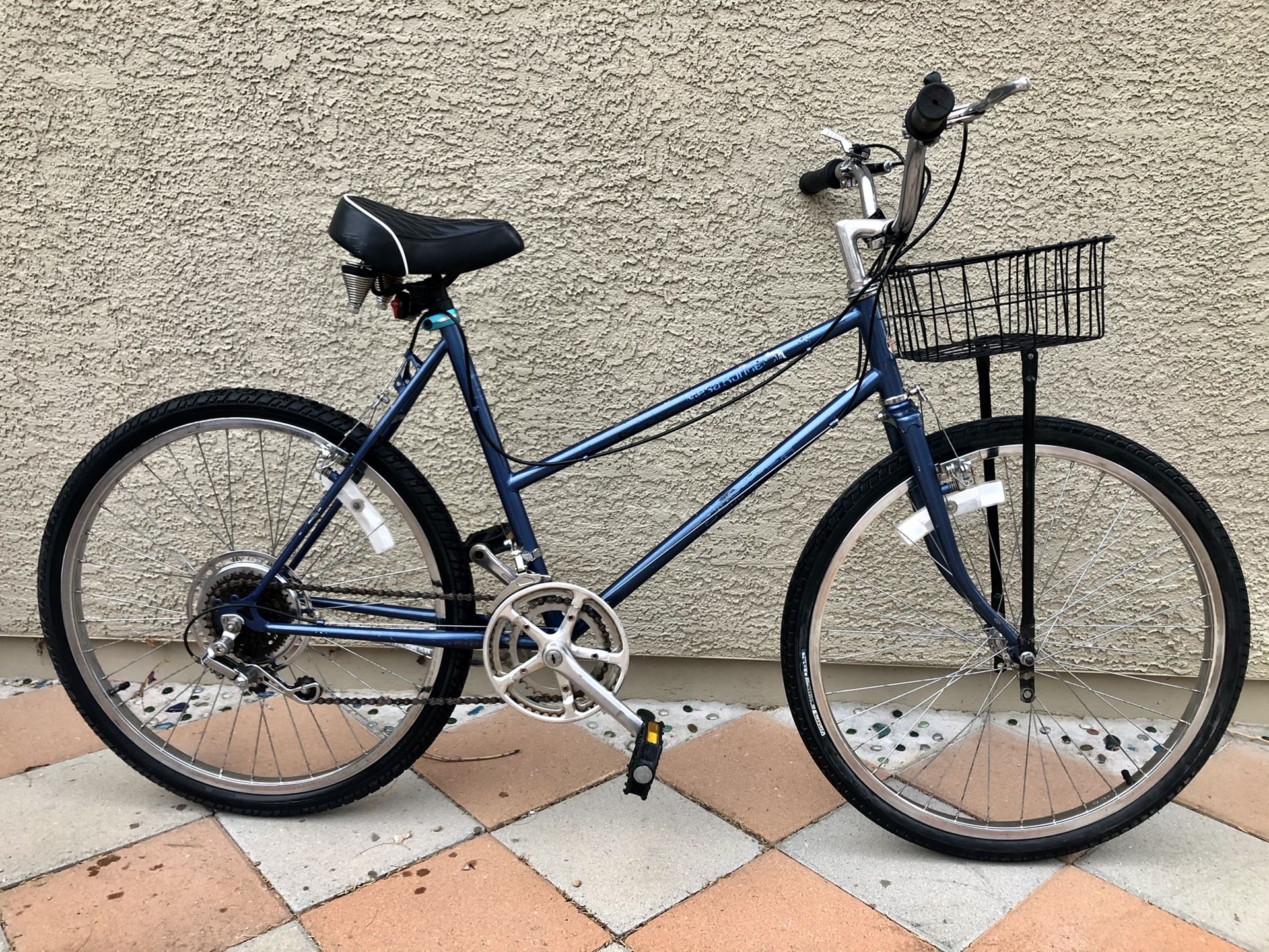 Schwinn Vintage Bike for Sale in Tucson, AZ OfferUp