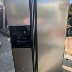 Fridge Brand:Whirlpool 