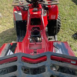 ATV Commander 200cc Like New