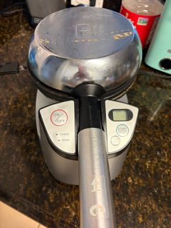 Waffle maker