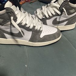 Jordan 1s size 6y