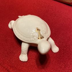 Porcelain Lenox China Jewels Collection White Turtle
