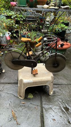 Bicycle for garden decoration 